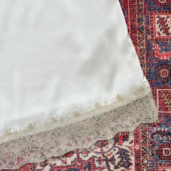 White House Black Market Ivory Satin Lace Layered Cami Camisole XS - Picture 5 of 8